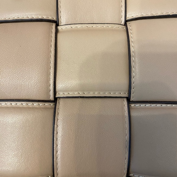 Bottega Veneta INSPIRED Padded Cassette purse. Brand unknown - Picture 9 of 10